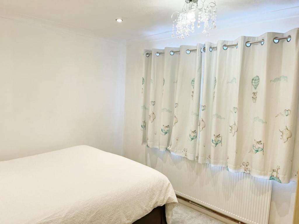 Blessings Of Peace Home Away From Home Cardiff Buitenkant foto
