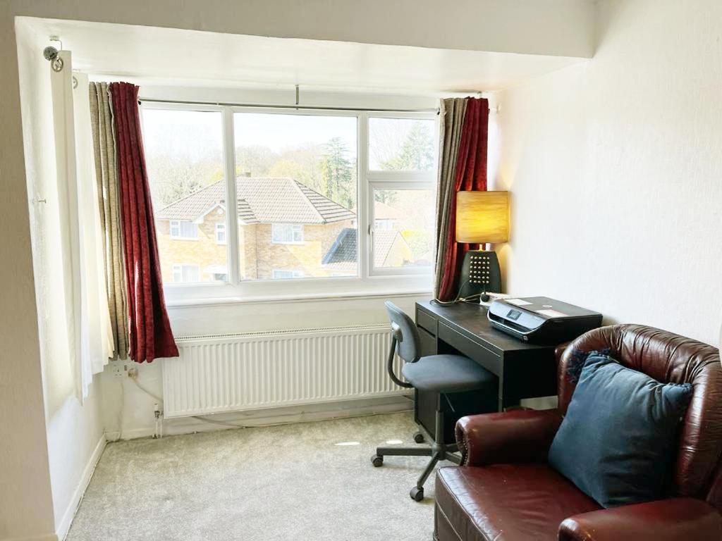 Blessings Of Peace Home Away From Home Cardiff Buitenkant foto